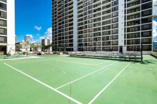 Light & Airy 8Th Floor Ocean View Condo With Lanai Condo Honolulu Exterior foto